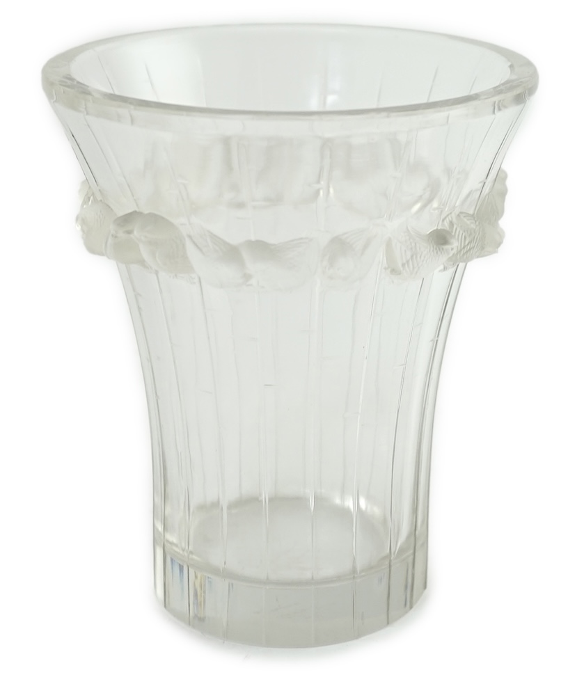 A Lalique Boulouris pattern vase